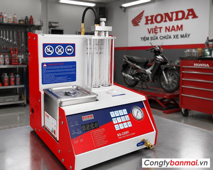 hình ảnh máy súc béc BS-220FI trong tiệm xe Honda