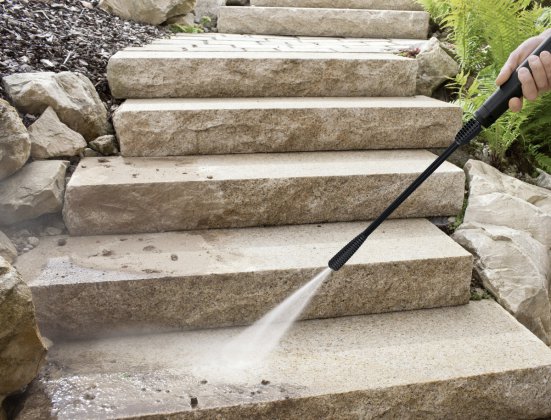 Máy rửa xe mini gia đình Karcher K2 Universal OJ EU