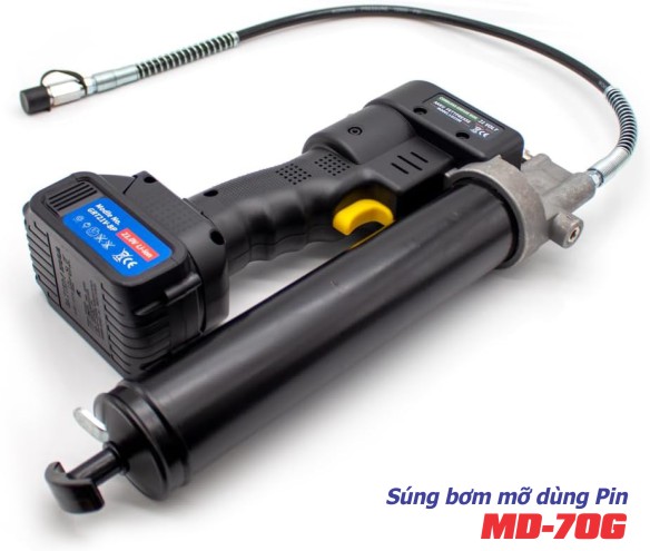Súng bơm mỡ bò dùng Pin TOPMAX MD-70G