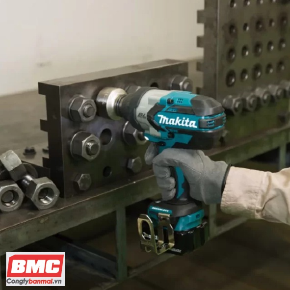 Súng siết bu lông dùng pin Makita DTW1001JX2 