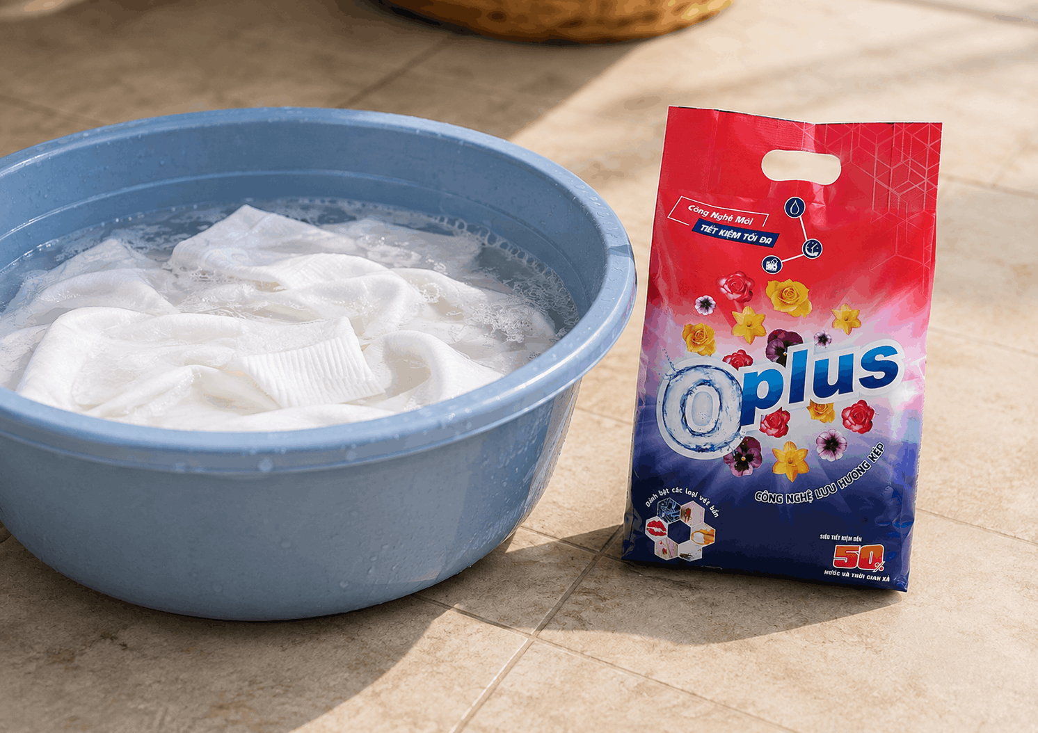 Oplus bột giặt hỗ trợ tẩy cặn bùn đất