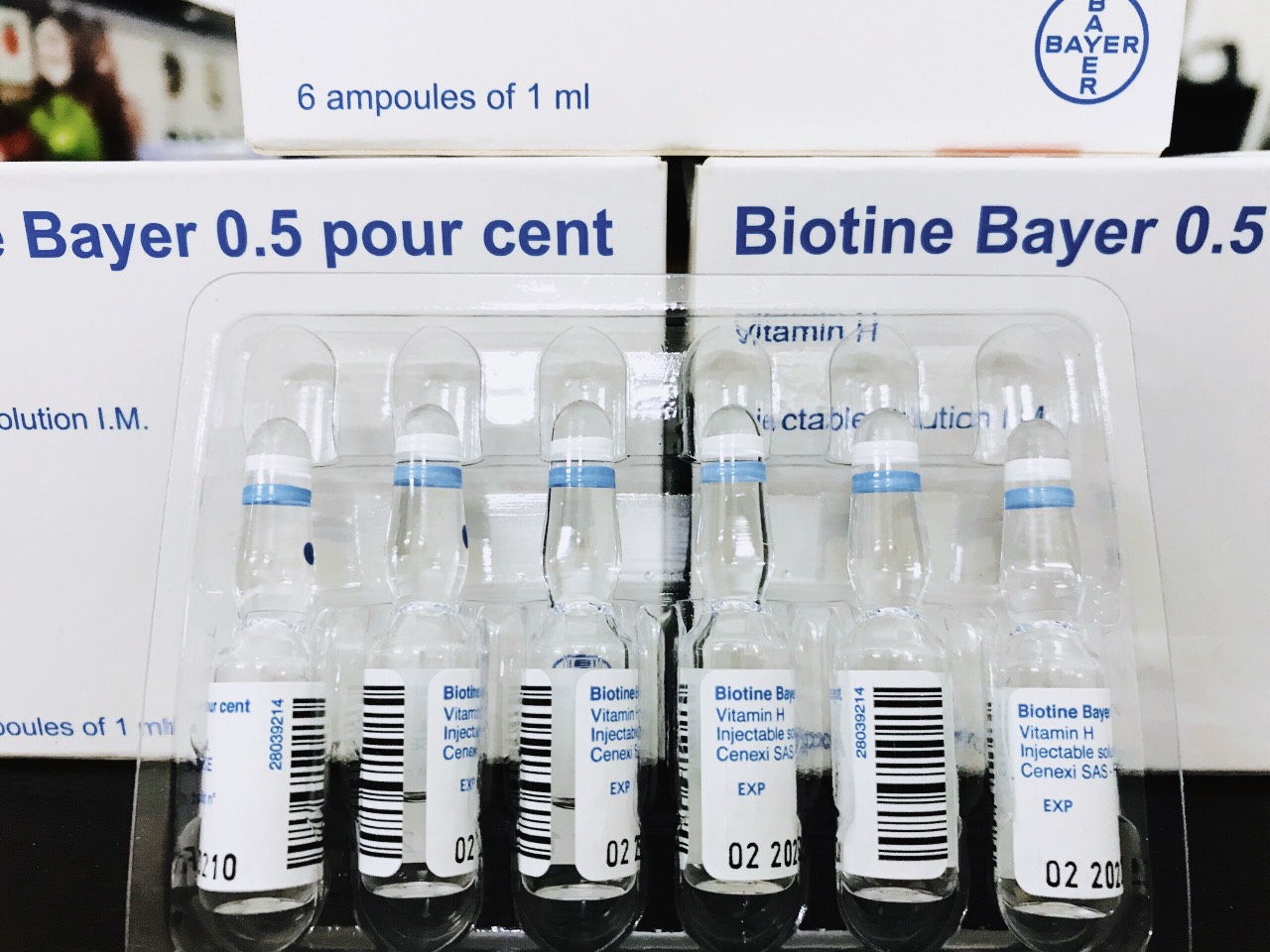 biotine-bayer-0-5-pour-cent-hop-ong-thuoc-tiem-moc-toc