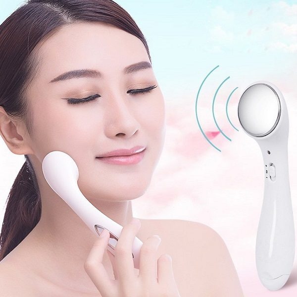 công dụng của máy massage mặt