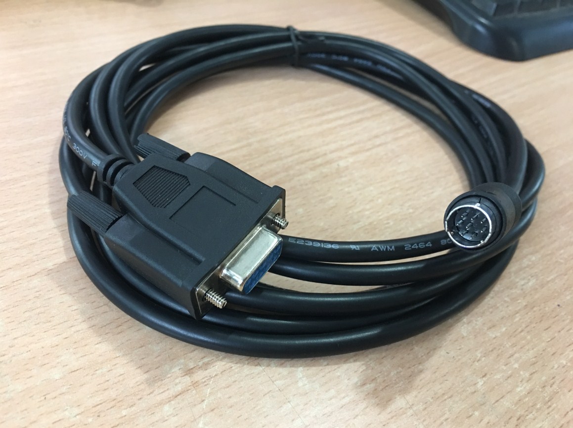 Cavo Di Controllo Wirenest VISCA PTZ 15m Per Sony EVI/BRC/SRG – 8 Pin Mini DIN A DB9 Femmina – RS232