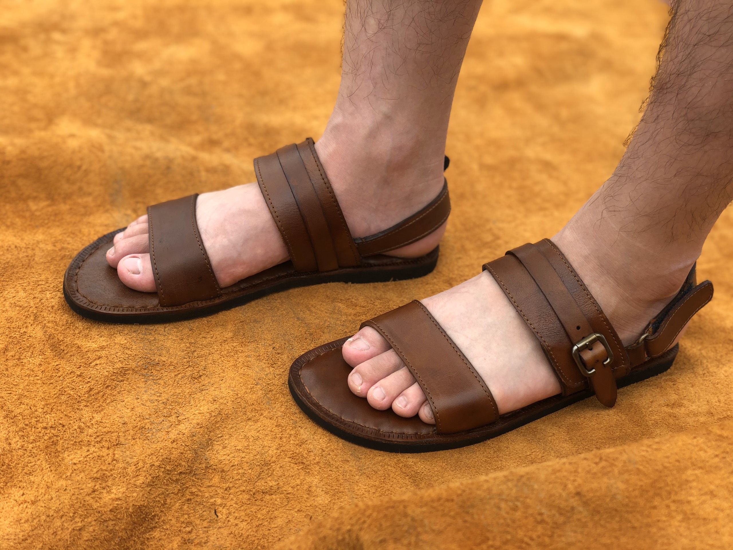 Dép da bò cao cấp.