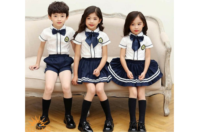 Áo sơ mi đồng phục mang nét hồn nhiên của trẻ