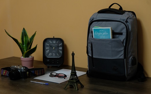 Những mẫu balo học sinh cấp 3 thời trang cho nam & nữ - HOT bậc nhất tại MrVui