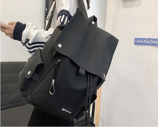 Balo đi học nữ cấp 2 màu đen -  Màu quốc dân mà giới trẻ luôn chọn lựa