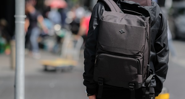 Các Tiêu Chí Chọn Balo Nam Công Sở