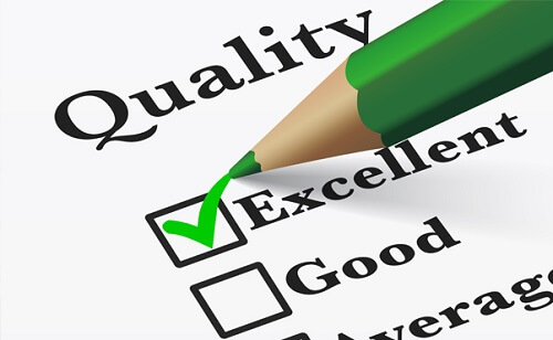 nên mua vali nựa hay vải