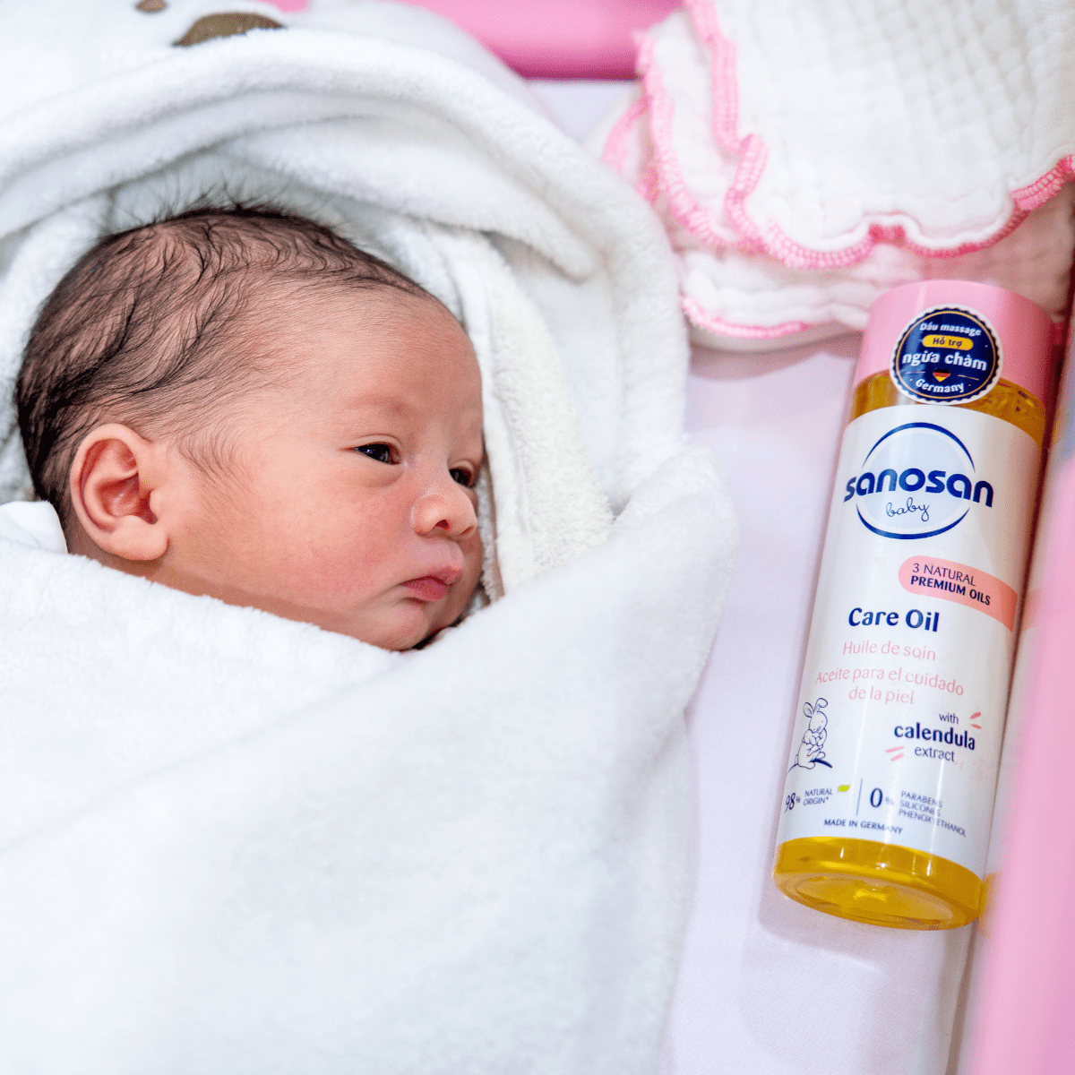 Dầu mát - xa Sanosan Baby Care Oil 200ml