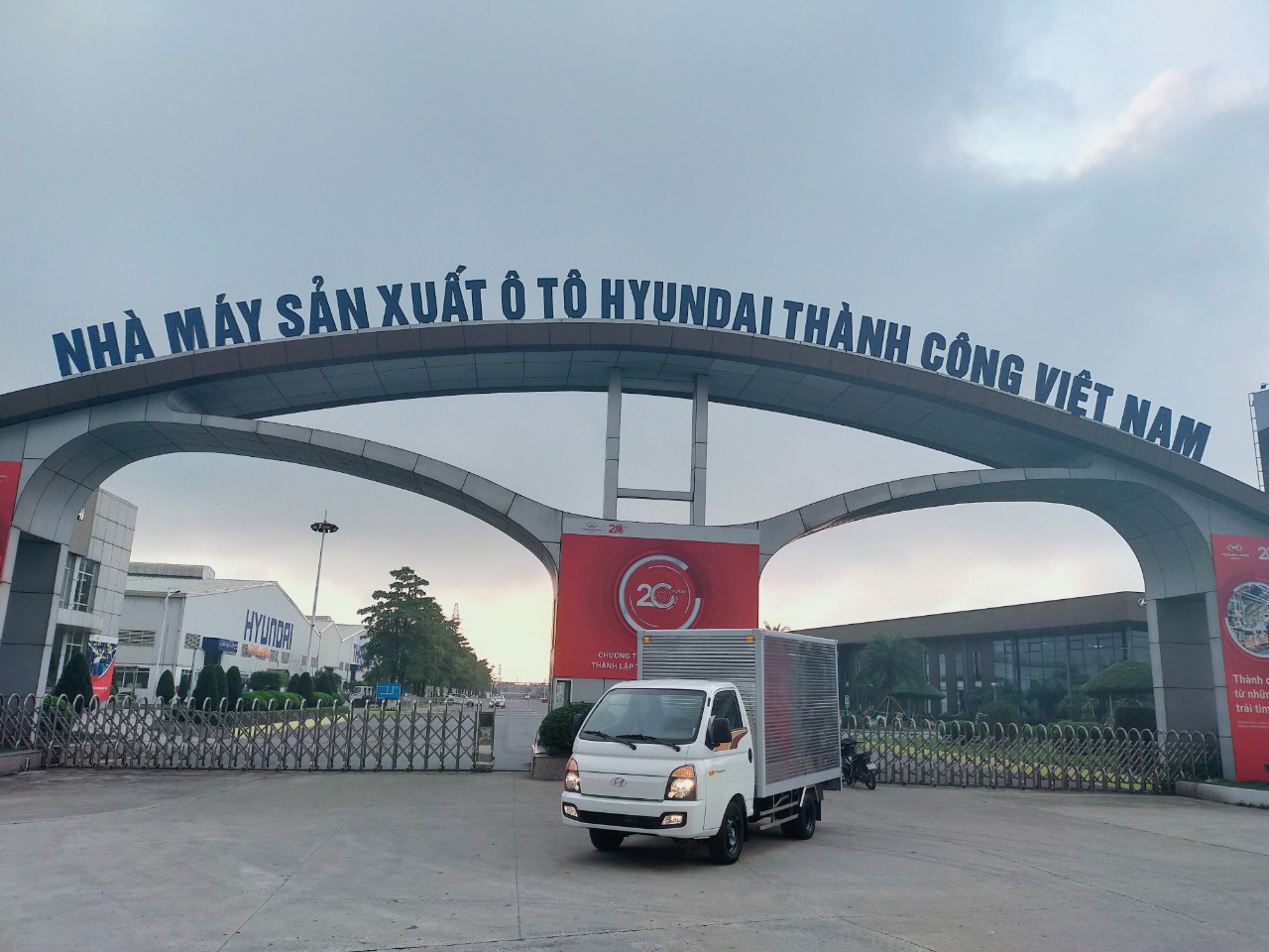 Nhà Máy Hyundai