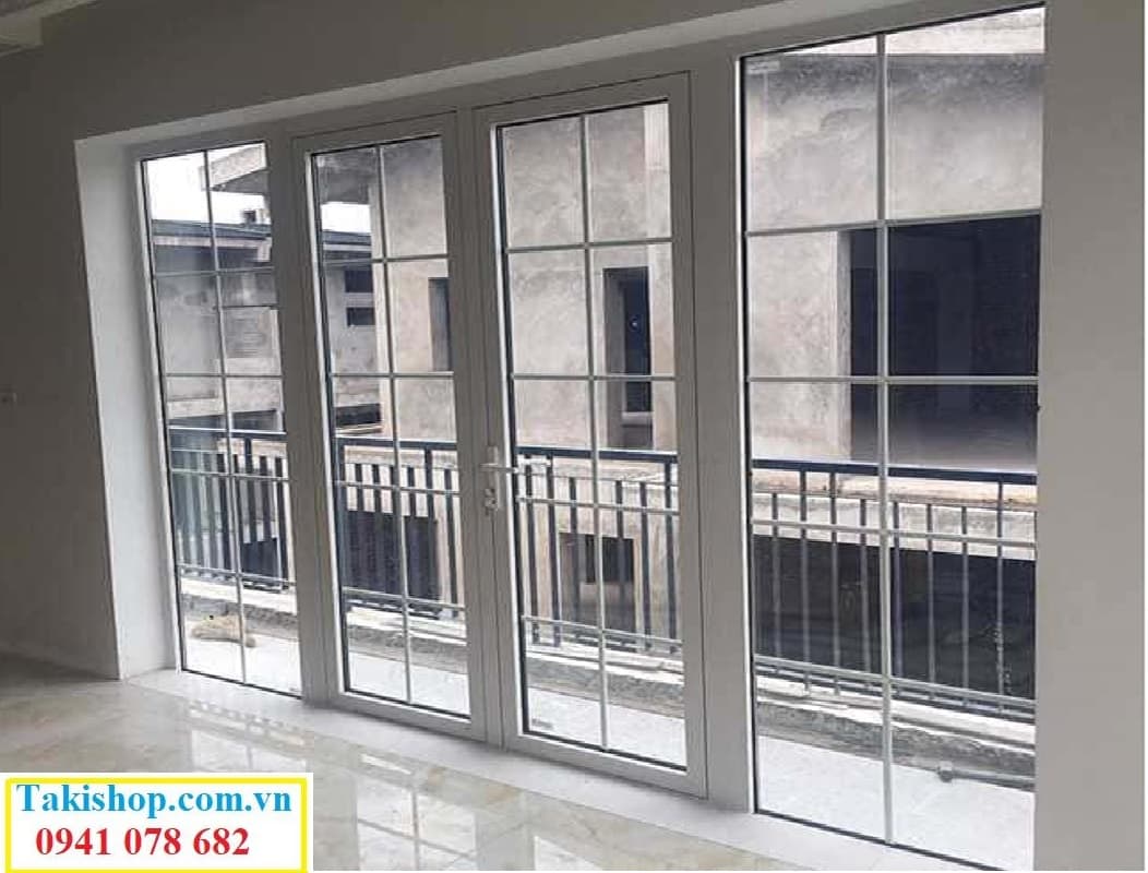 Cung cấp lắp đặt cửa đi bằng nhôm kính hộp có nan trang trí