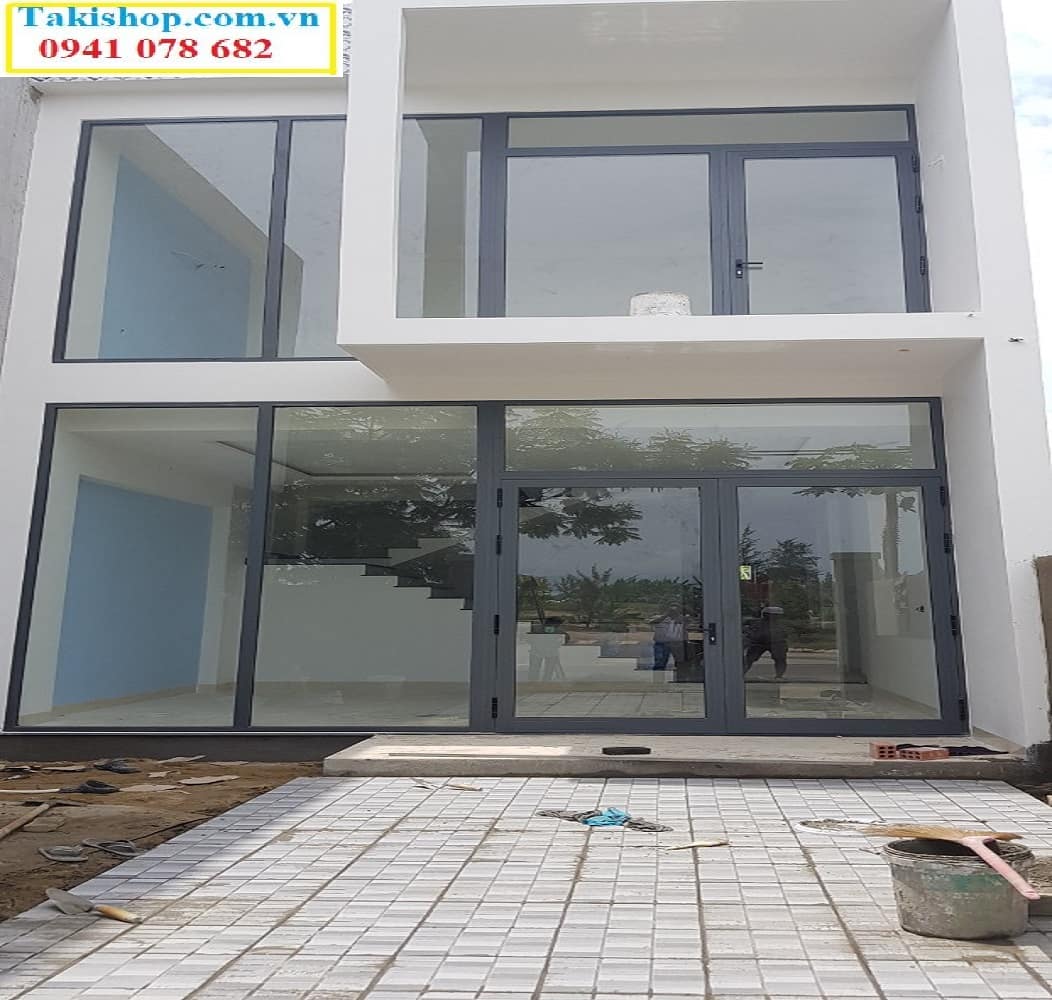 Cung cấp lắp đặt cửa nhôm xingfa mở quay 2 cánh cho ngôi nhà đẹp