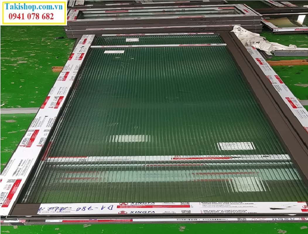 Cung cấp thi công cửa nhôm kính gợn sóng