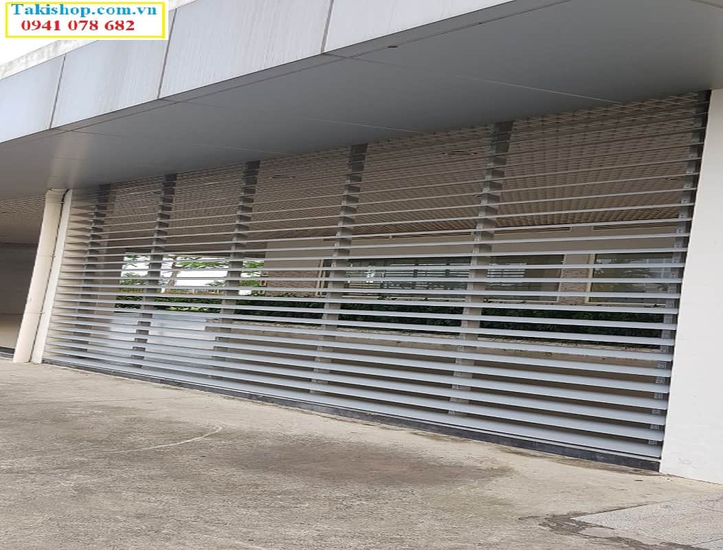 Lam nhôm chắn nắng hình thoi khu công cộng