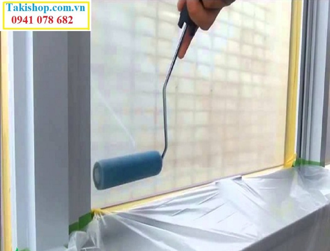 Sơn cách nhiệt Nano cho bề mặt kính bằng con lăn