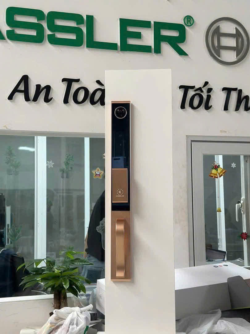 Khóa Cửa Điện Tử KASSLER KL-988 CNC CHAMPAGNE GOLD APP Tuya