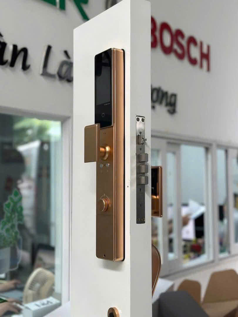 Khóa Cửa Điện Tử KASSLER KL-988 CNC CHAMPAGNE GOLD APP Tuya