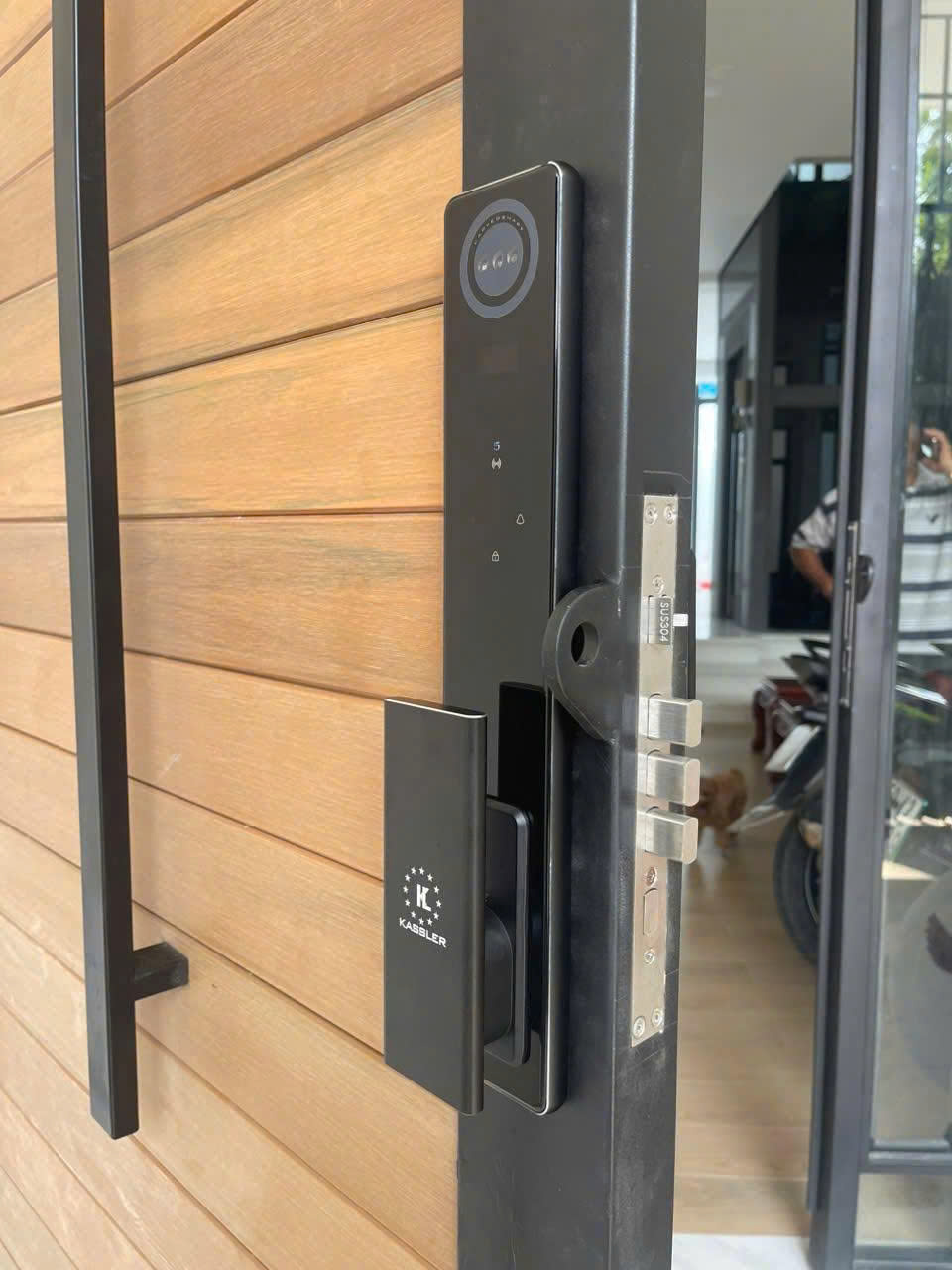 Khóa Điện Tử KASSLER KL-868 CNC BLACK APP Tuya