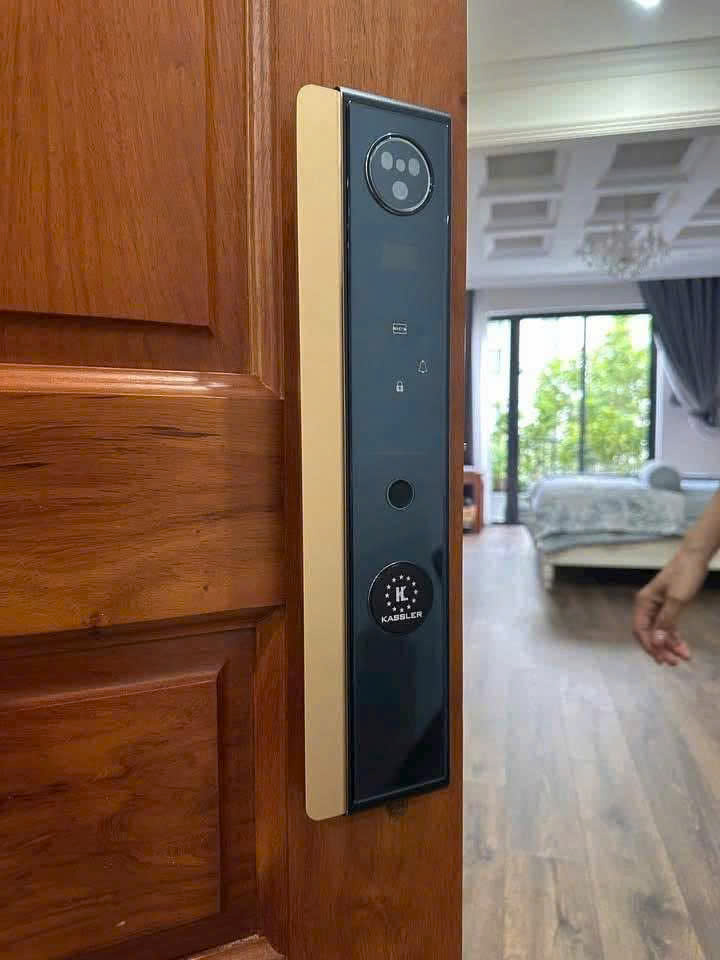 Khóa Điện Tử KASSLER KL-808 CNC GOLD APP Tuya