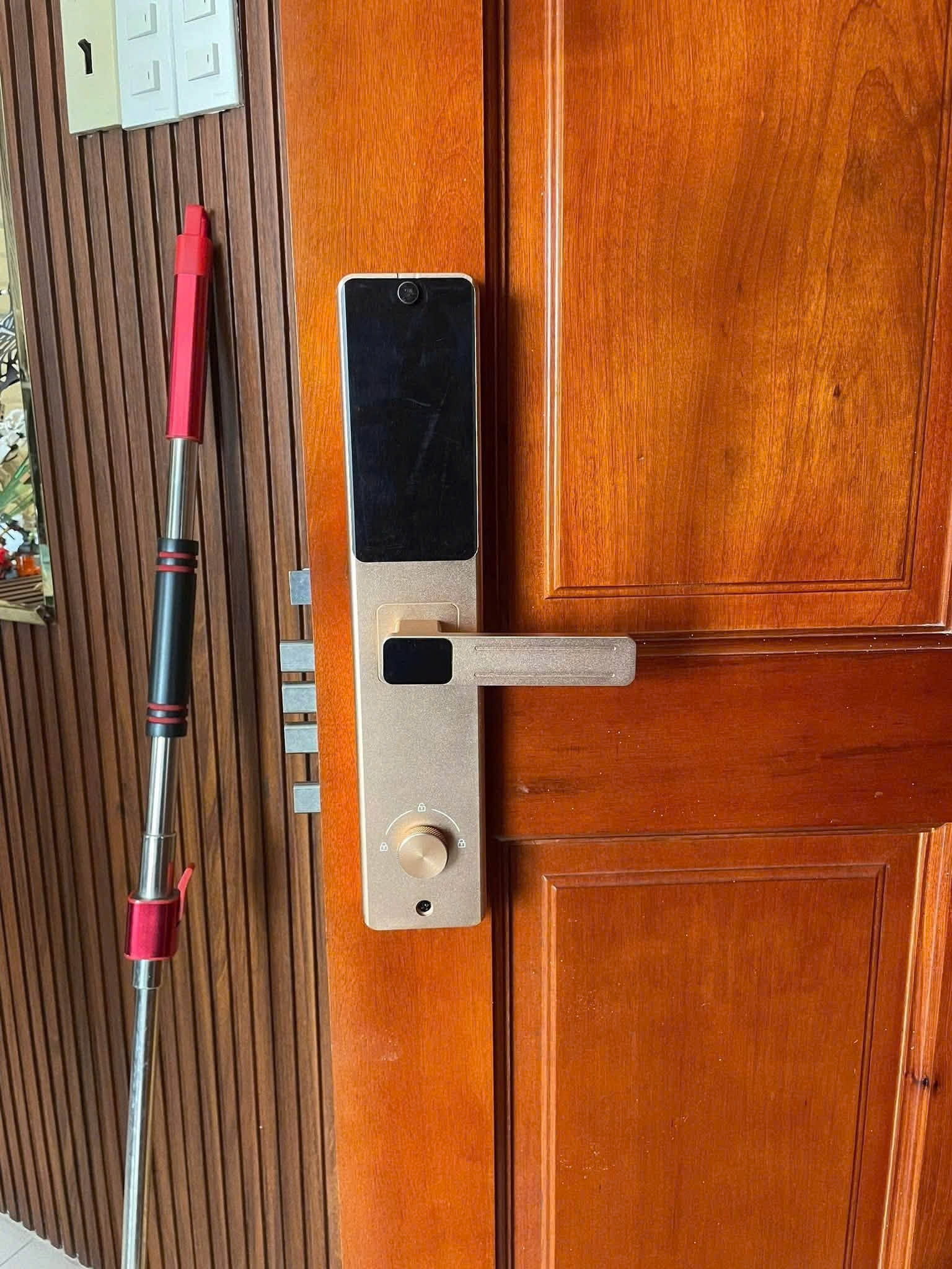 Khóa Điện Tử KASSLER KL-567 CNC GOLD APP TTlock