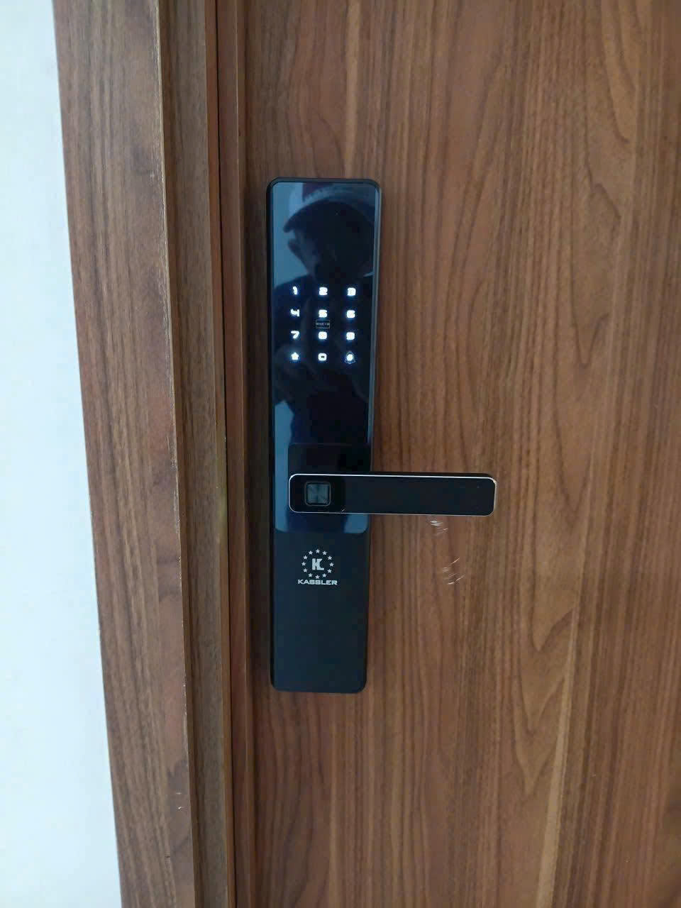 Khóa Điện Tử KASSLER KL-567 CNC BLACK APP TTlock