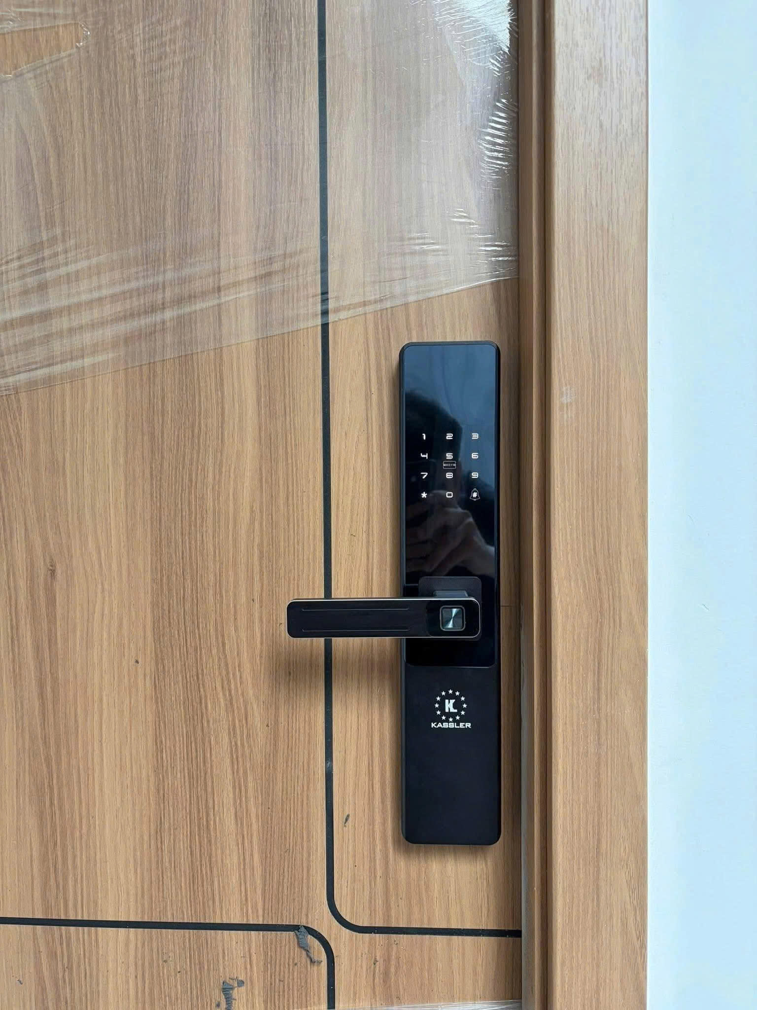 Khóa Điện Tử KASSLER KL-567 CNC BLACK APP TTlock