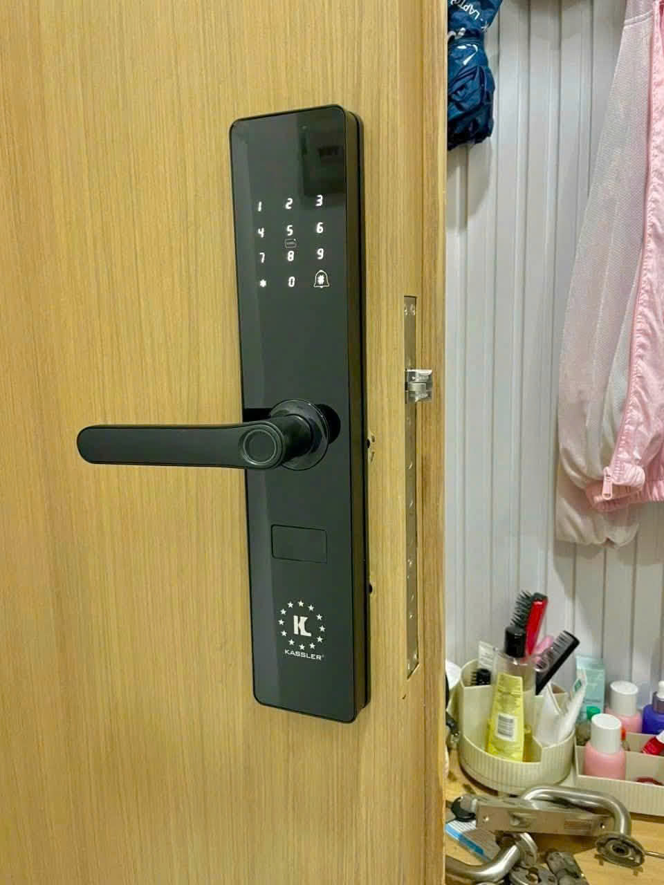 Khóa Điện Tử KASSLER KL-399 BLACK APP TTlock
