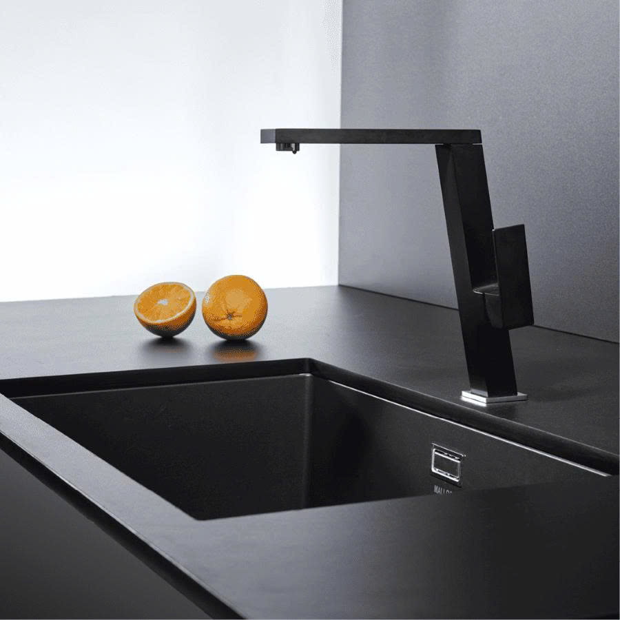 Vòi nóng lạnh đồng thau sơn phủ Malloca K131BL