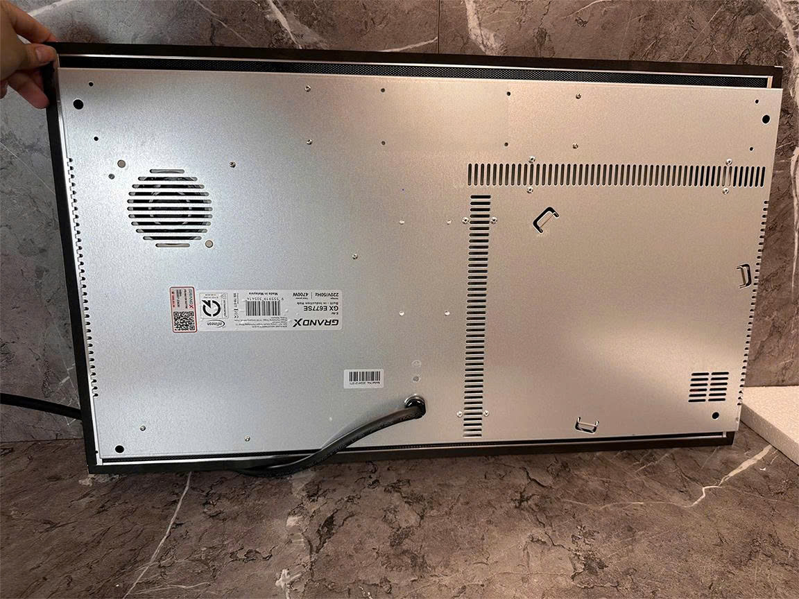 Bếp Điện Từ GrandX GX-E677SE Serie 6