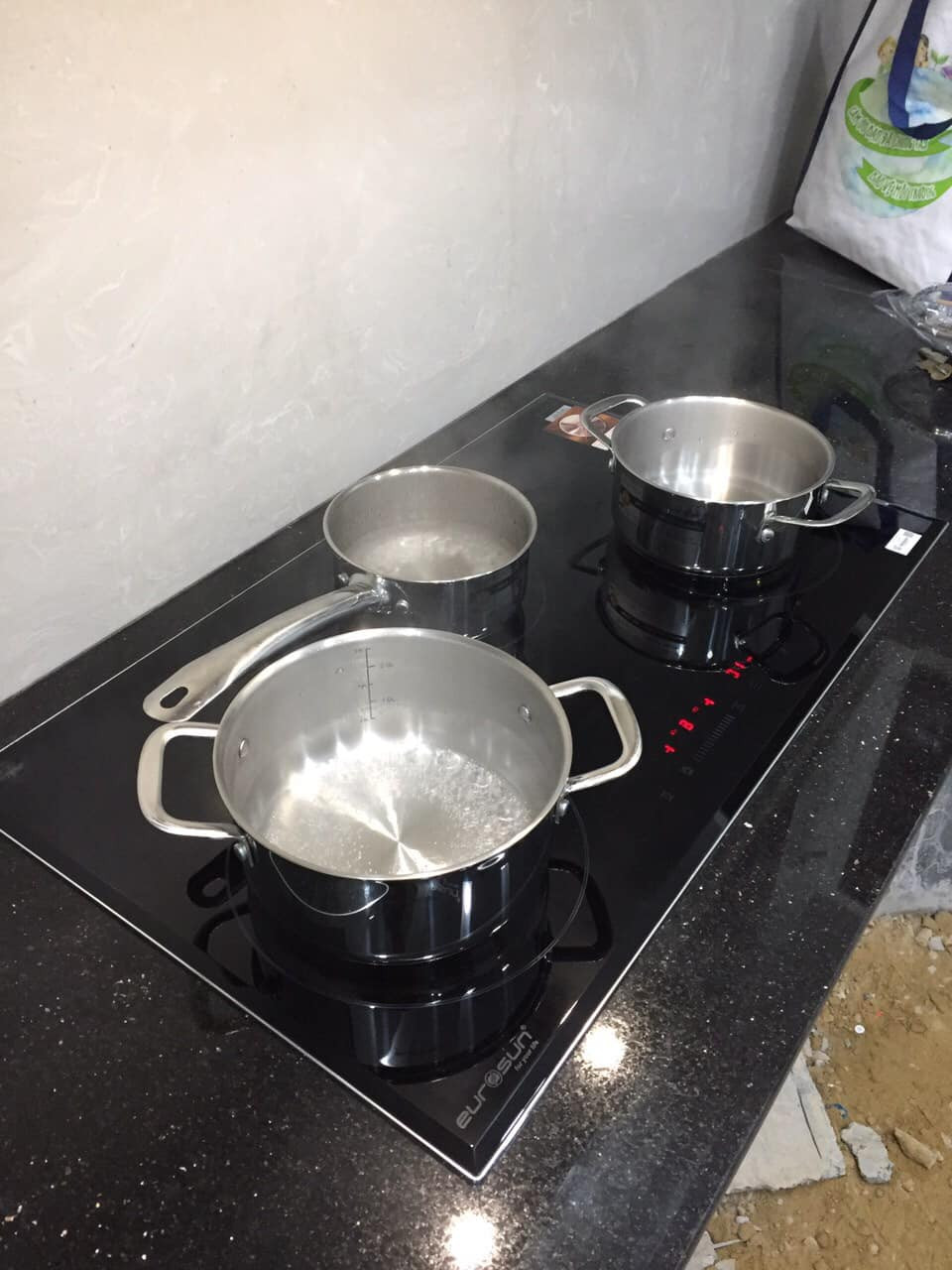 Bếp Từ EU-T881G