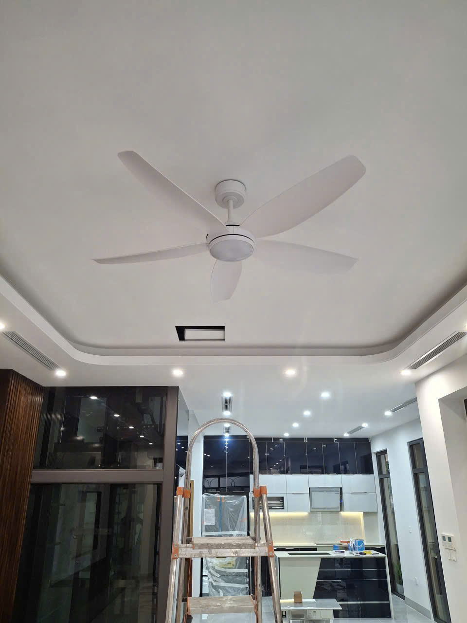 Quạt Trần FENGYE-MILAN FY528 Màu Trắng