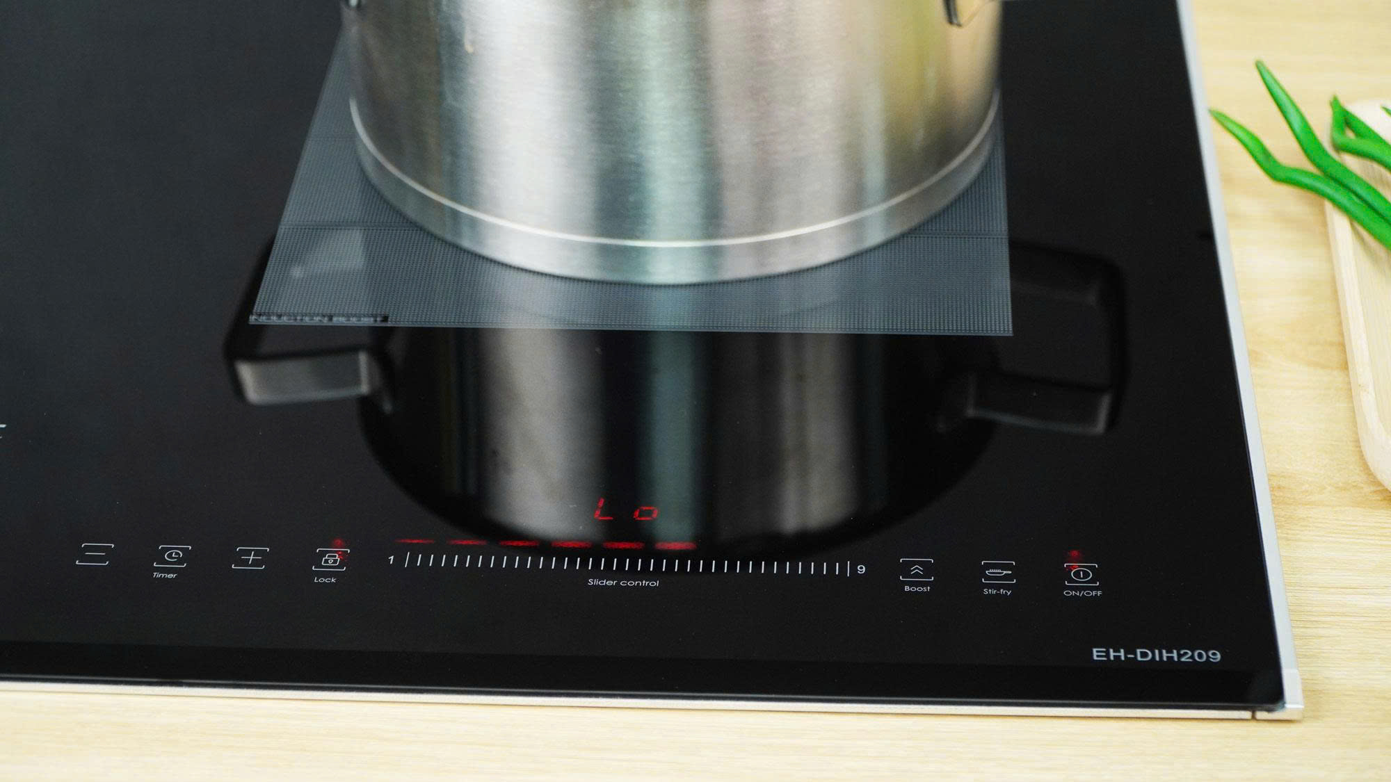 Bếp Từ CHEFS EH-DIH209