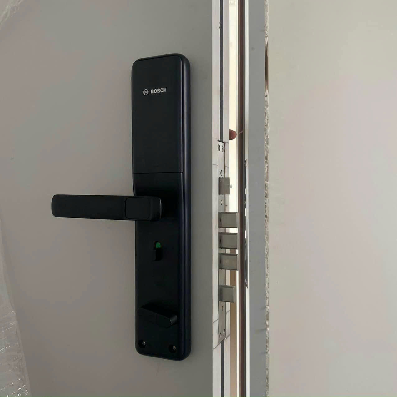 Khóa Điện Tử BOSCH ID 30 DE XÁM