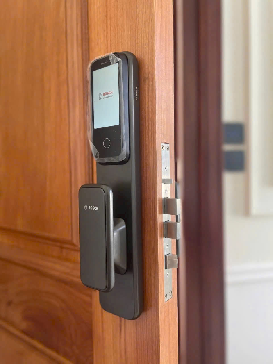 Khóa Điện Tử BOSCH EL600VF DE