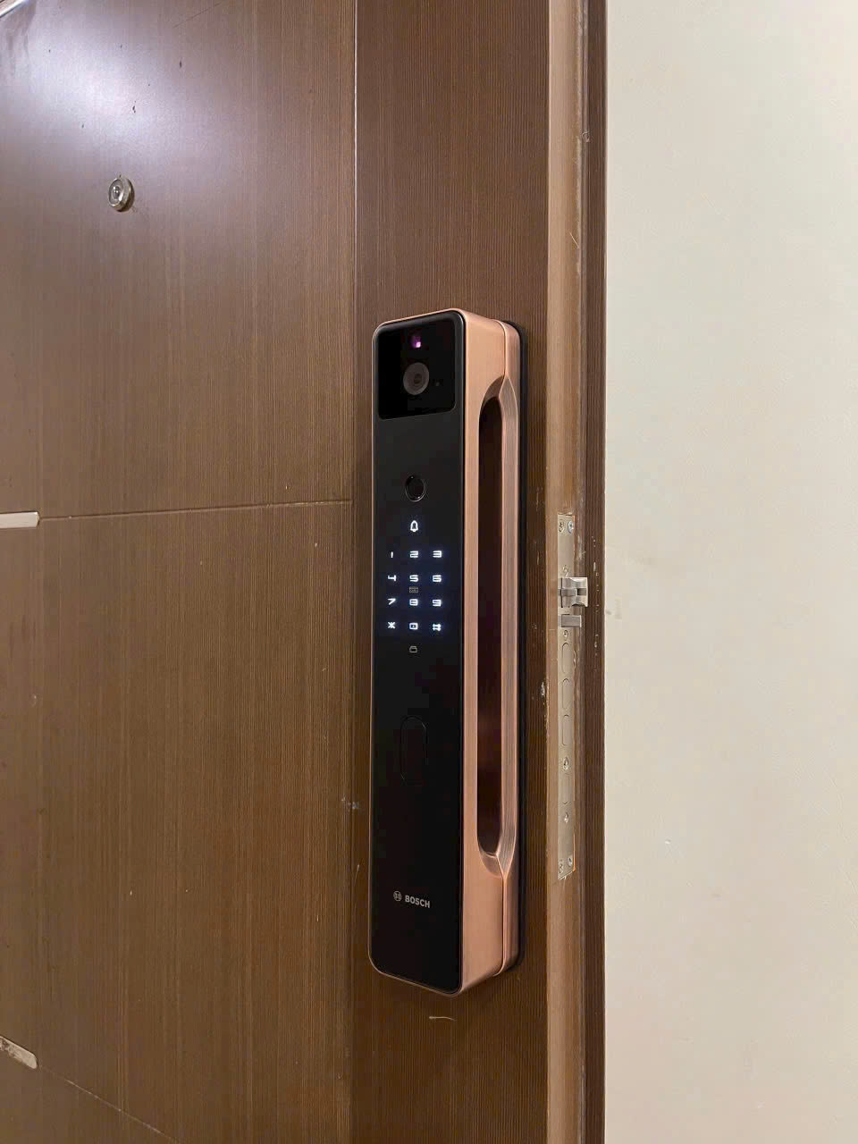 Khóa Điện Tử BOSCH FU8 PLUS BRONZE DE