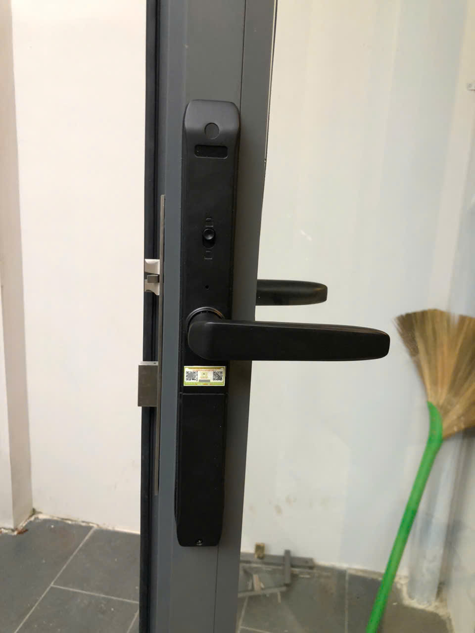Khóa Điện Tử KASSLER KL-599TD BLACK APP