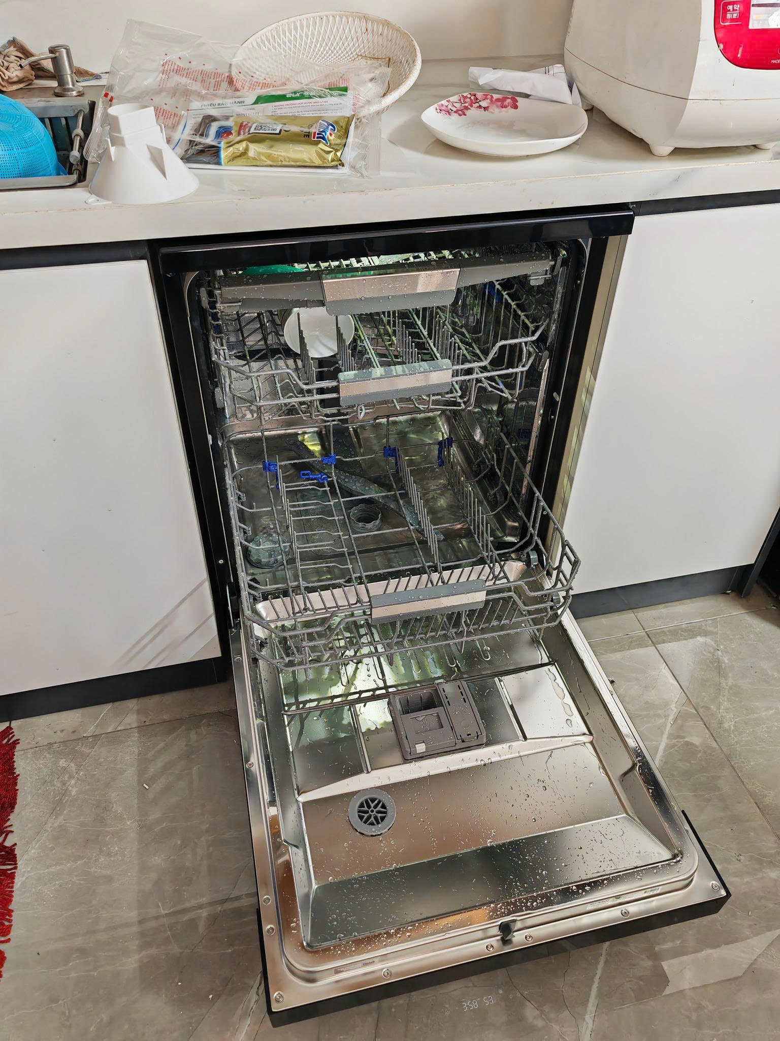 Máy Rửa Chén Eurosun SMS81EU71B