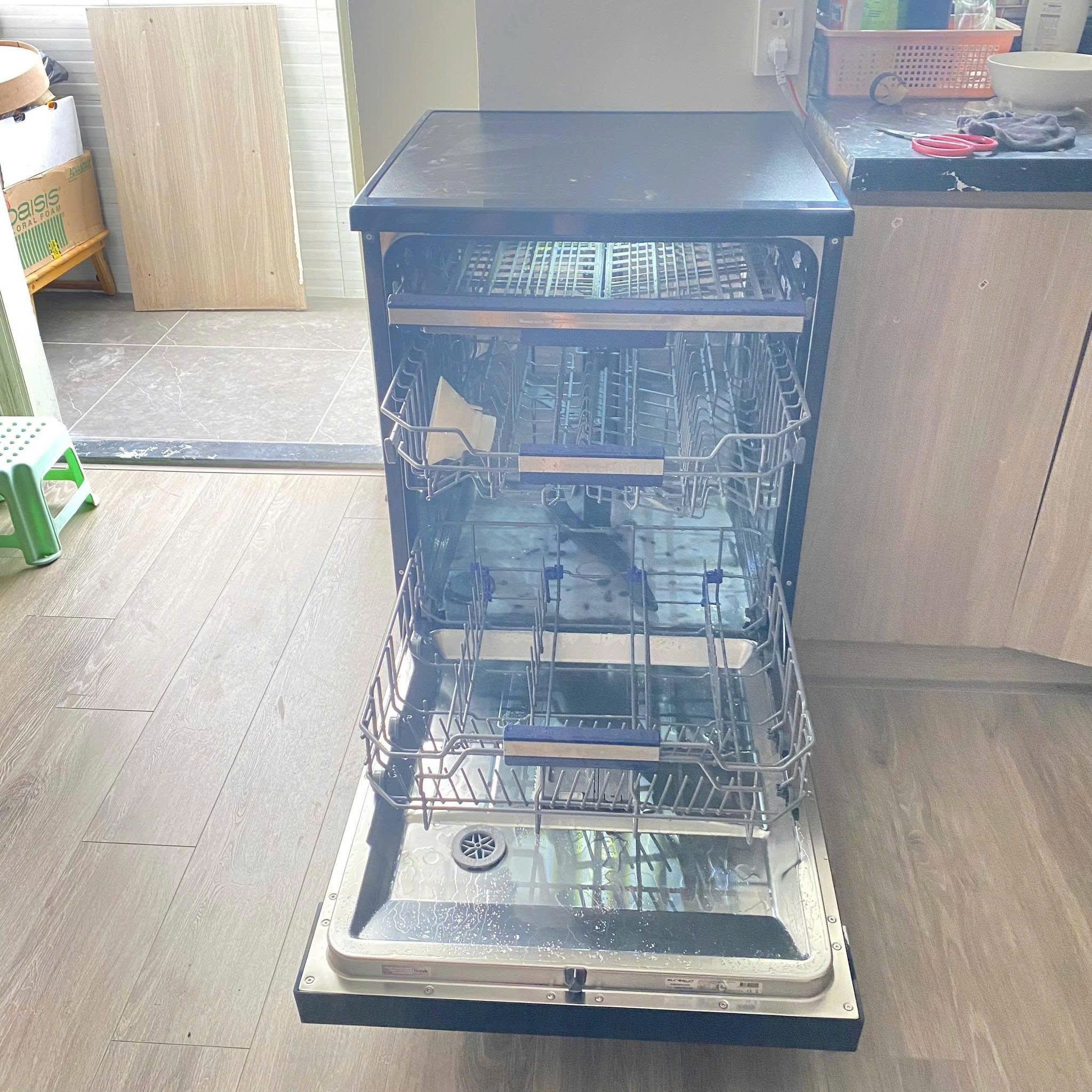 Máy Rửa Chén Eurosun SMS81EU76B Serial 7+