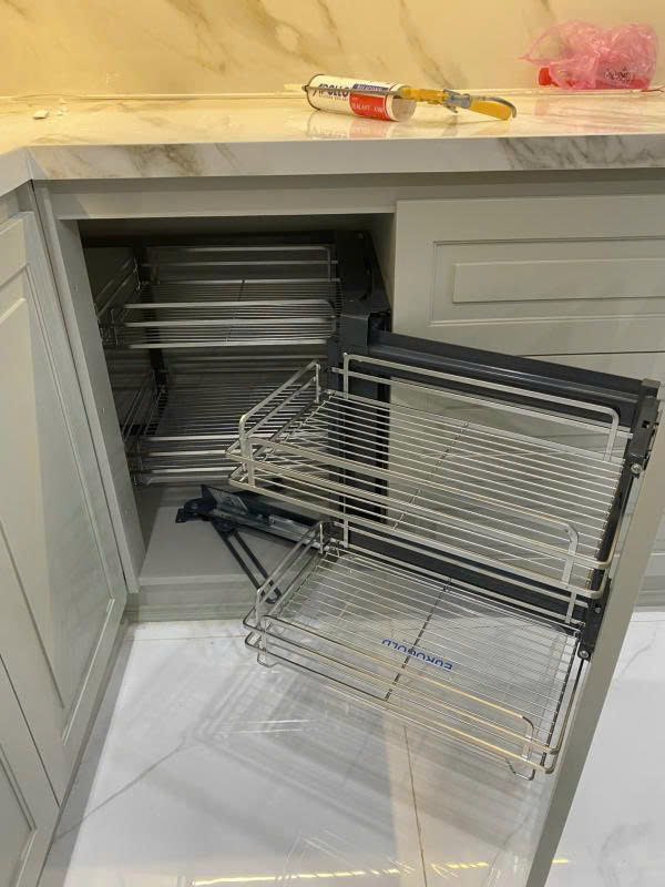 Giá liên hoàn nan dẹt EUROGOLD ELD101L | ELD102R