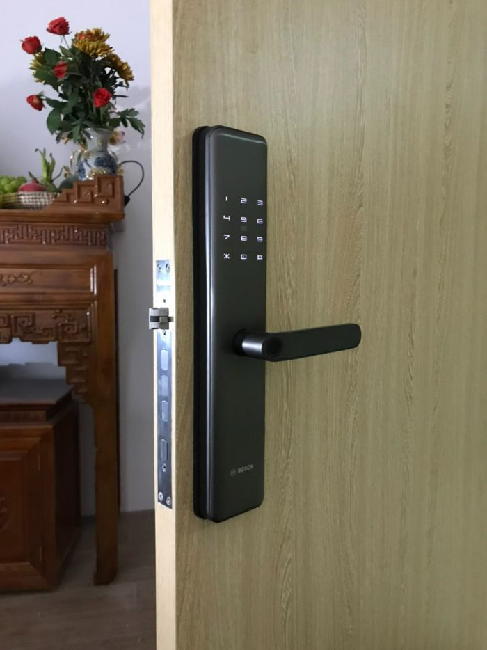Khóa Điện Tử BOSCH ID40 Cosmic Black
