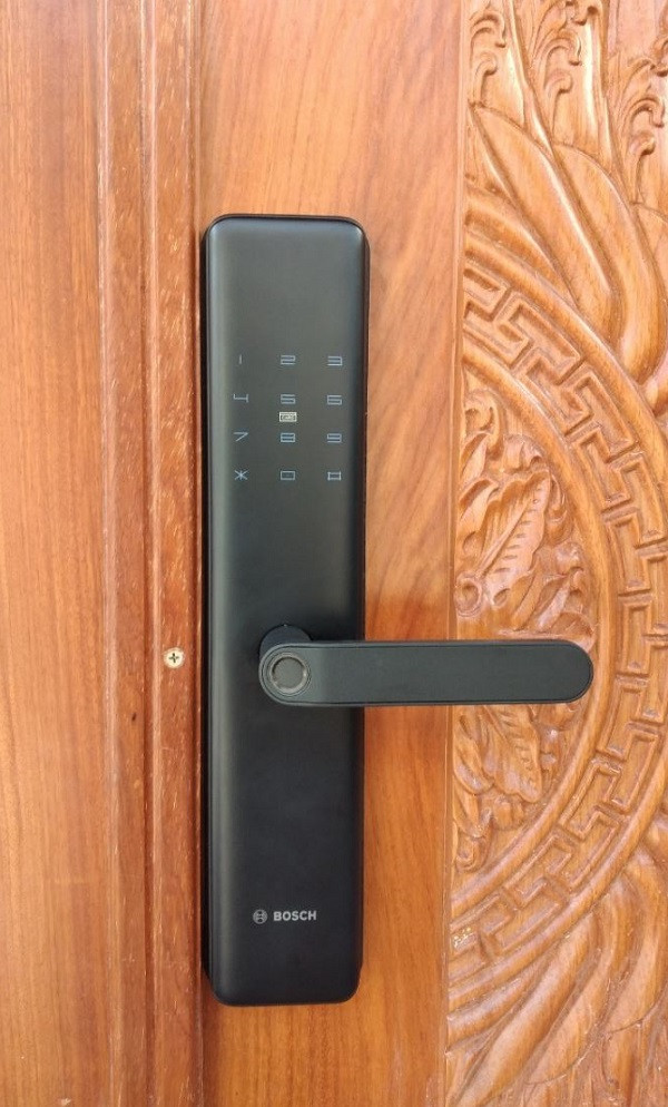 Khóa Điện Tử BOSCH ID40 Cosmic Black