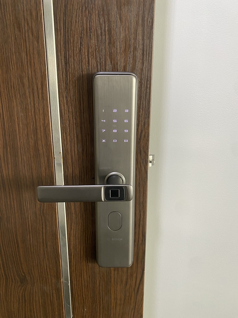Khóa Điện Tử BOSCH ID40 Titanium Gray