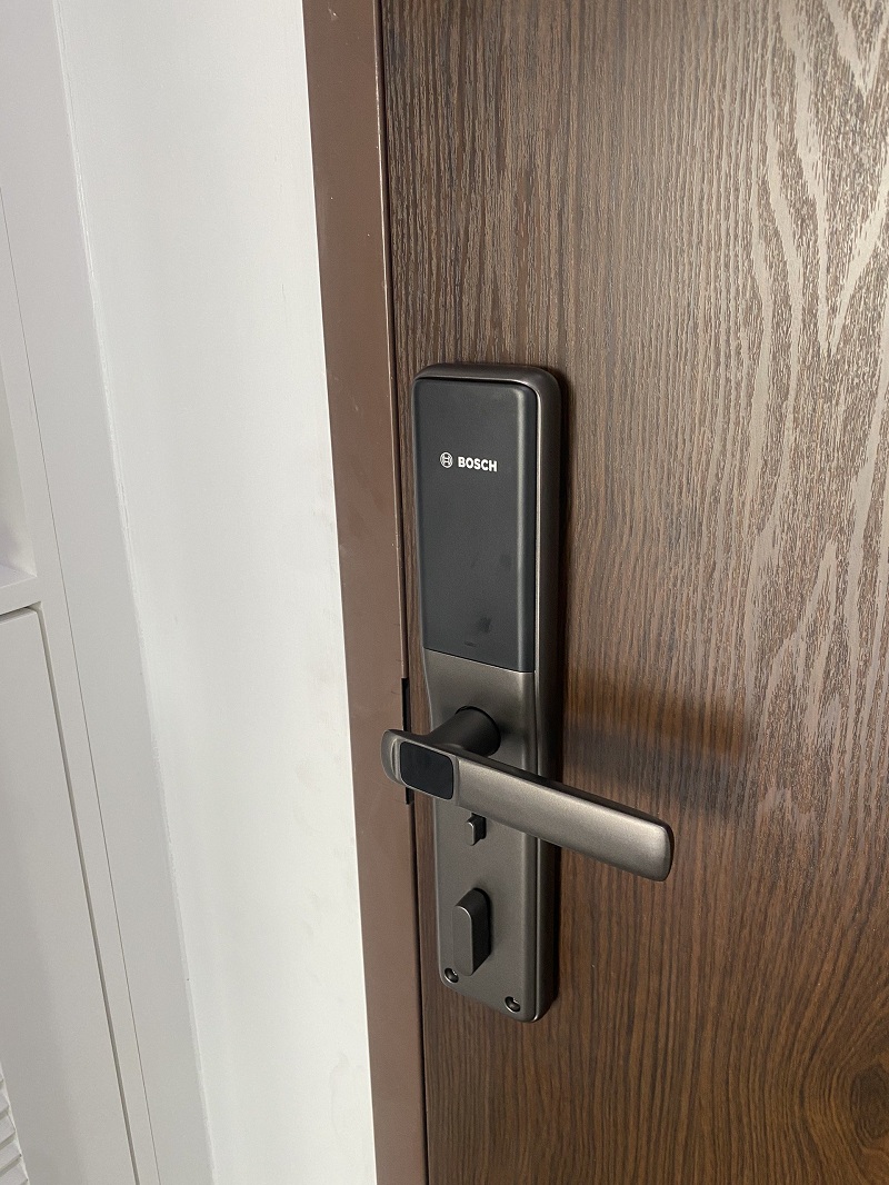 Khóa Điện Tử BOSCH ID40 Titanium Gray