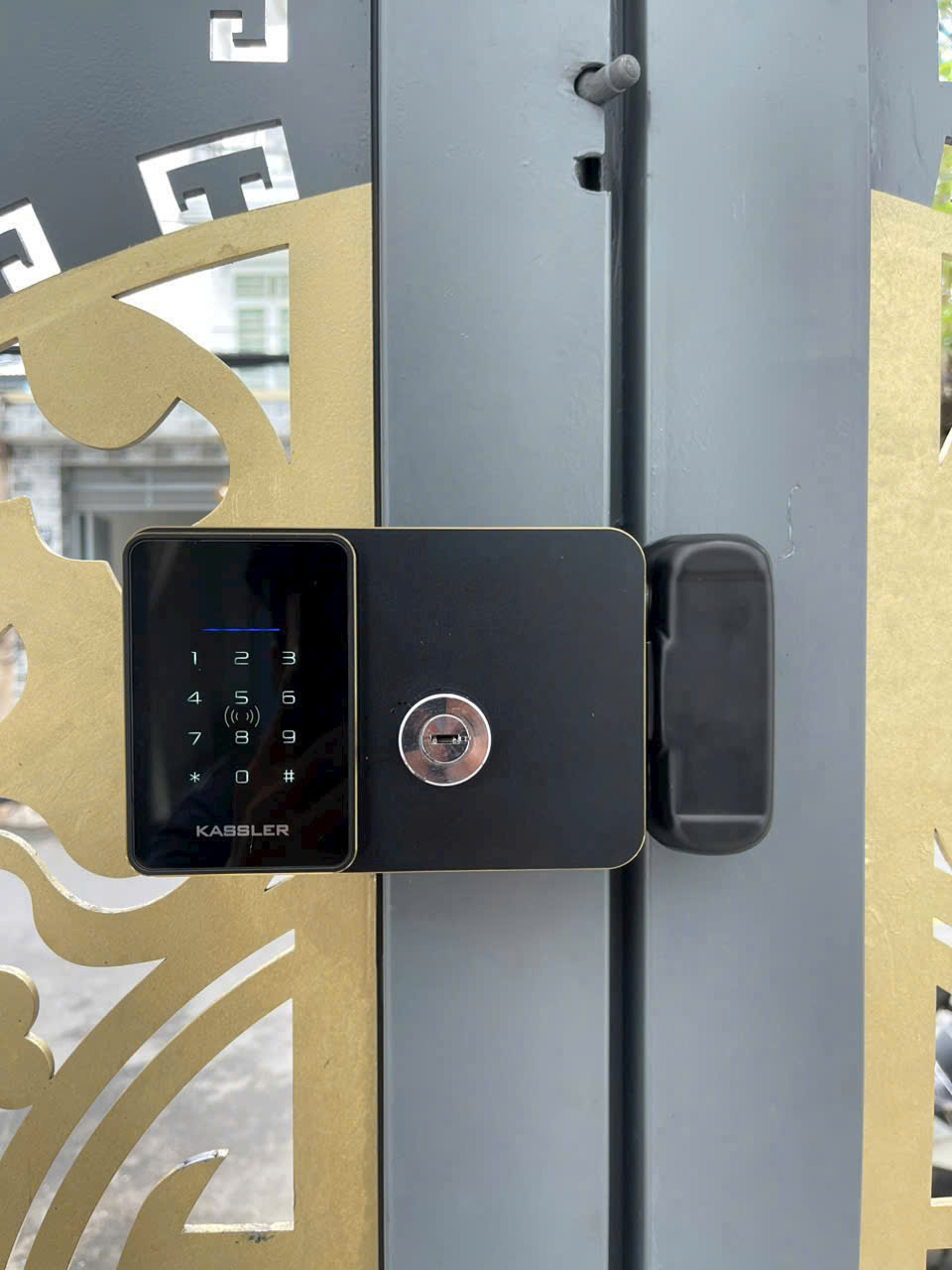 Khóa Điện Tử KASSLER KL-579 CNC GOLD GREY APP