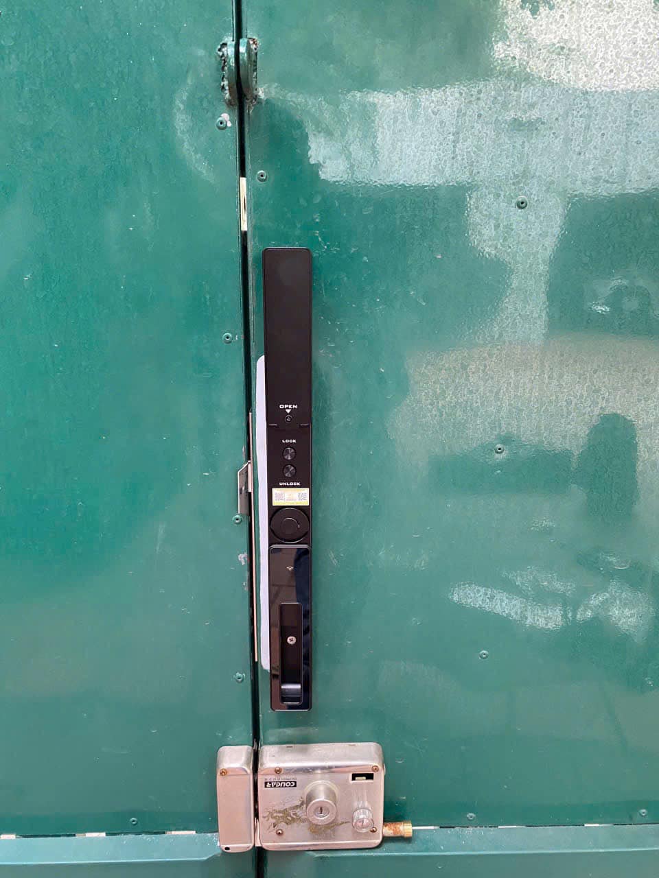 Khóa Điện Tử KASSLER KL-599 CNC 02 BLACK APP