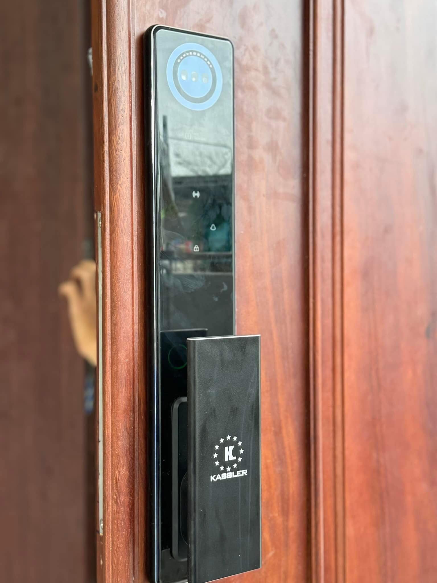 Khóa Điện Tử KASSLER KL-868 CNC BLACK APP (REMOTE)