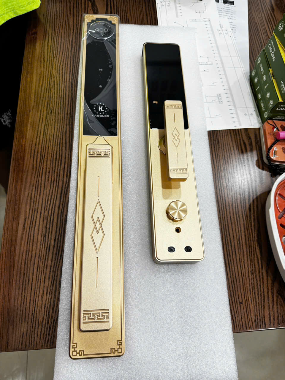 Khóa Cửa Điện Tử KASSLER KL-968 CNC GOLD APP