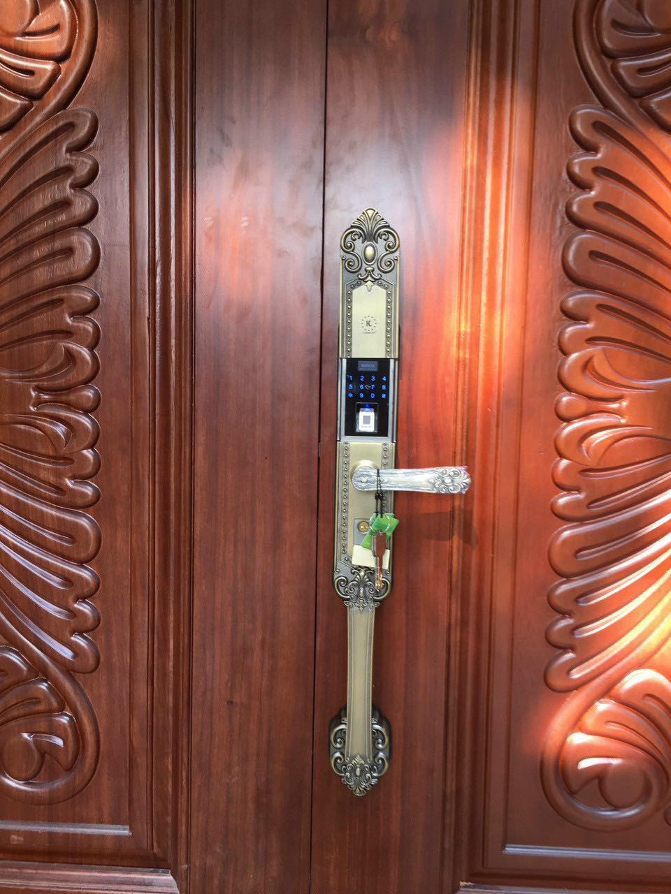 Khóa Cửa Đại Sảnh Kassler KL-979GR APP